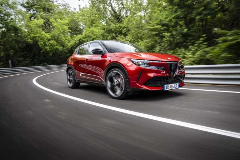 El nombre de los últimos Alfa Romeo: ¿sabes de dónde proceden?
