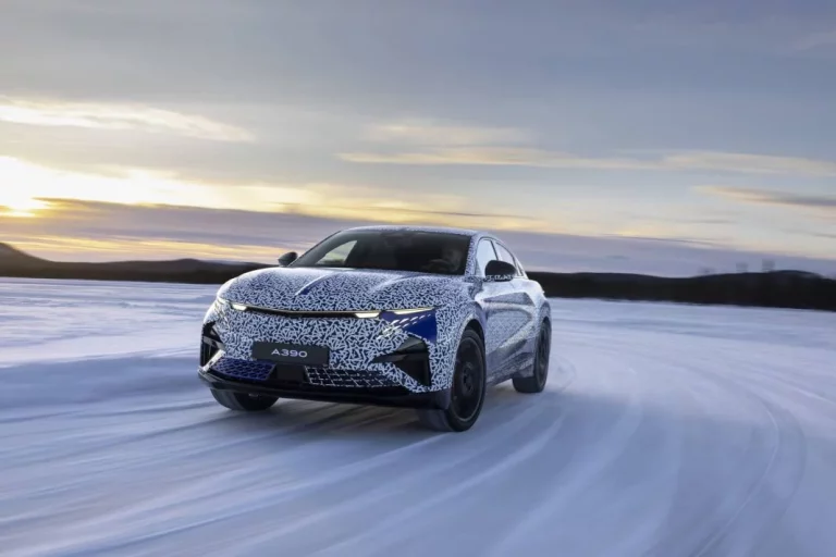 El Alpine A390 se traslada al norte de Suecia para las pruebas invernales