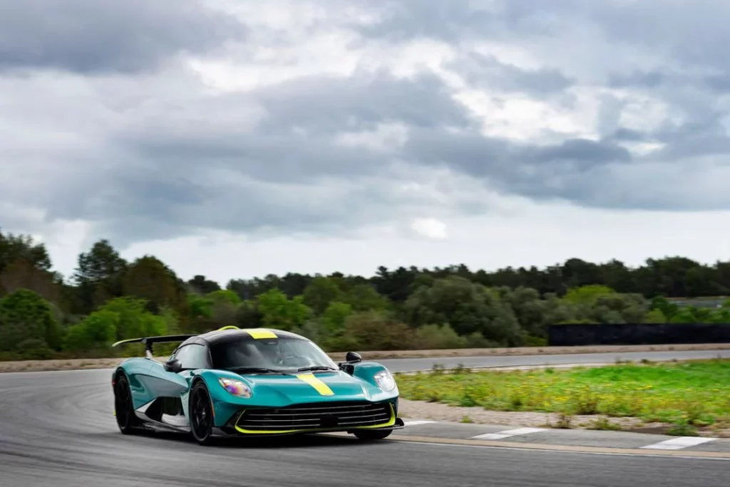 Aston Martin Valhalla.