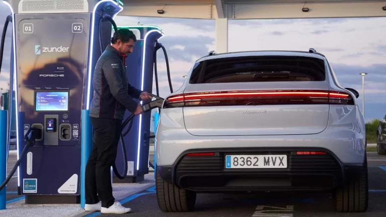 Feuvert te ayuda en tu viaje de vacaciones… Pero solo si tienes un coche eléctrico