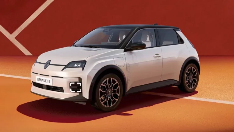 El Renault 5 eléctrico que no puede faltar en el garaje de Rafa Nadal