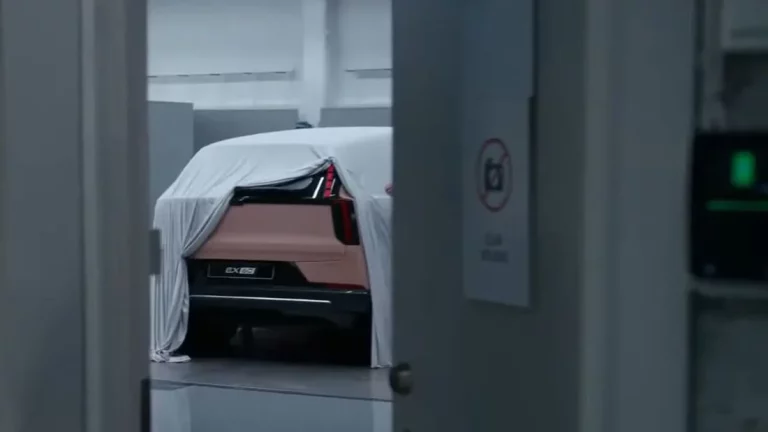El Volvo EX60 se ‘cuela’ en la presentación del ES90