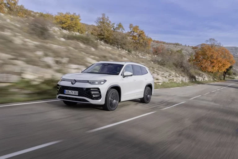 Primera prueba del Volkswagen Tayron 2025. Cambiar para mejorar