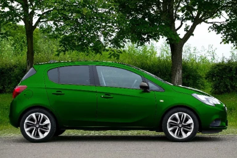 Opel entra por la puerta grande este 2025