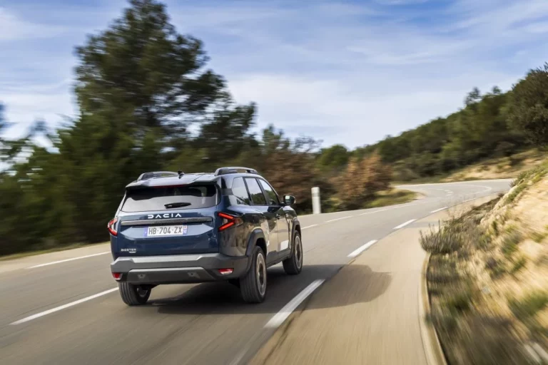 2.440 euros: Lo que cuesta convertir tu Dacia Bigster en el mejor camper para tus vacaciones