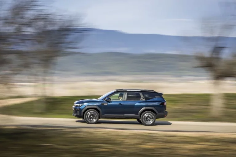 El Dacia Bigster con ‘doble sistema híbrido’ ya tiene precio