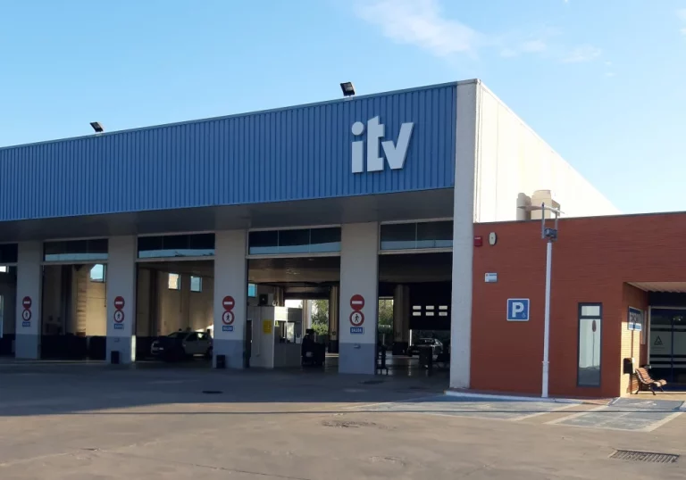 ¿Puedo pasar la ITV en una comunidad autónoma diferente a donde está matriculado mi coche?