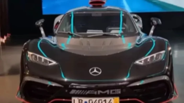 Quería un Mercedes de 5.4 millones de euros y del que solo hay 275 unidades: Y esto le ha pasado a este millonario