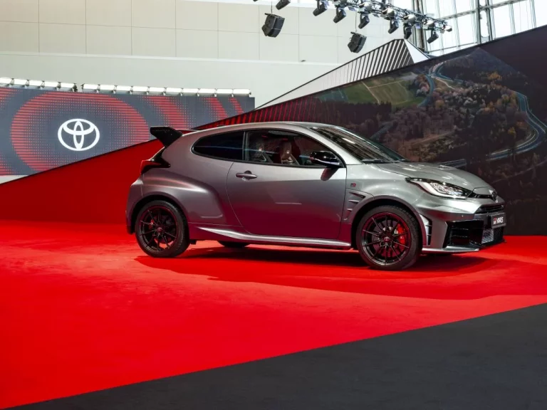 El Toyota GR Yaris 2025 se vuelve aún más radical con el Aero Package