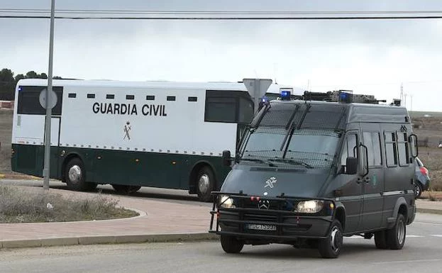 Furgón de la Guardia Civil para el traslado de presos