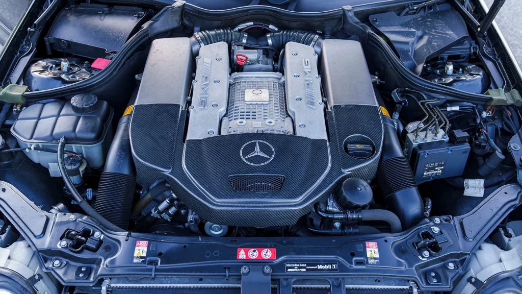 2006 Mercedes-Benz CLK DTM AMG Cabrio. Imagen motor.