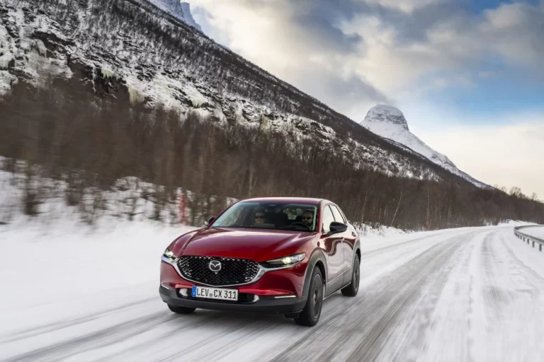 Mazda se pega un viaje de 2.136 kilómetros con su CX-30 para demostrar su eficiencia