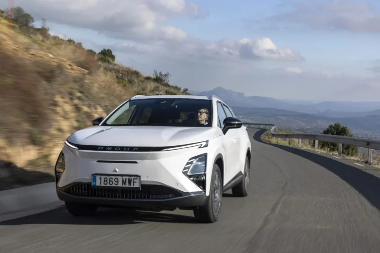 Así será tu viaje a Gandía o Llanes con un OMODA 5 EV en el puente de mayo
