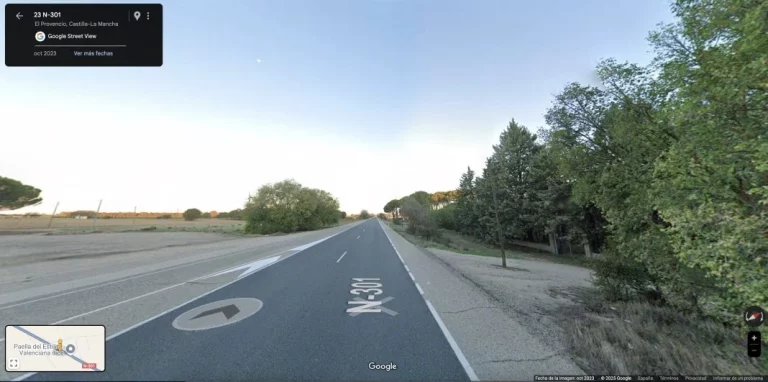 Esta es la carretera con la recta más larga de toda España: da para hacerte una media maratón