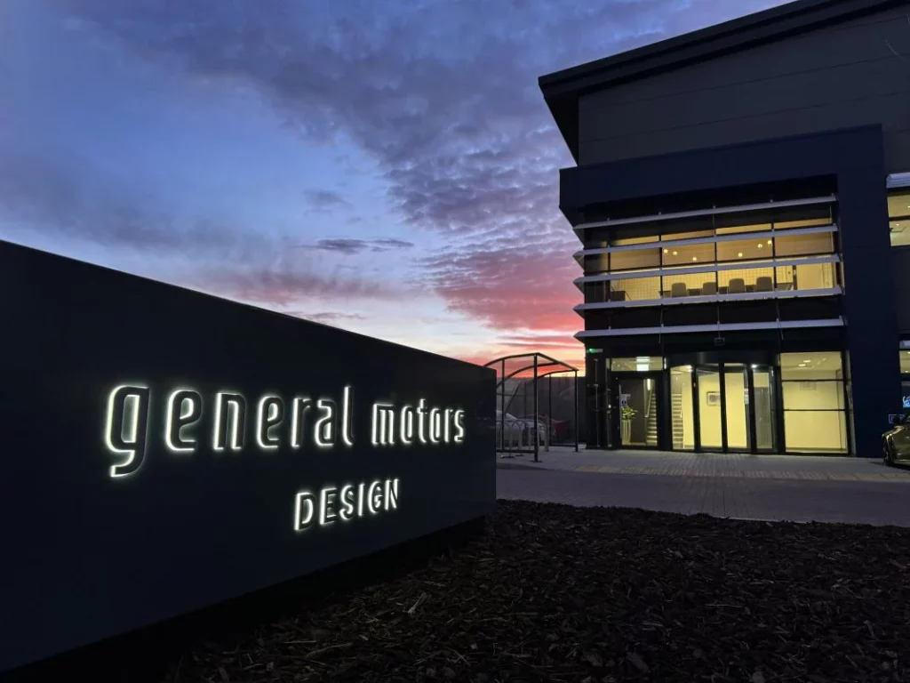 California multa a General Motors con 12,75 millones por vender los datos de sus conductores 1 Motor16 General Motors centro diseño en UK