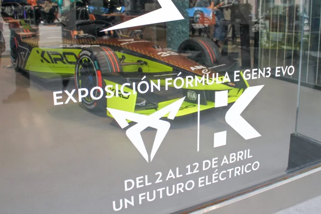 El monoplaza Gen3 Evo CUPRA KIRO se presenta en el CUPRA City Garage de Madrid 1 Motor16