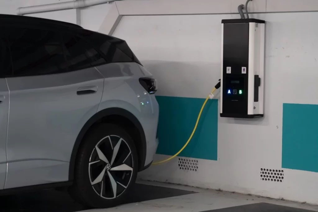 Punto de recarga coche eléctrico