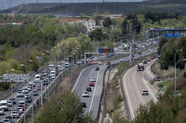 La DGT te recuerda el mejor truco para no perder ni un solo minuto en la carretera