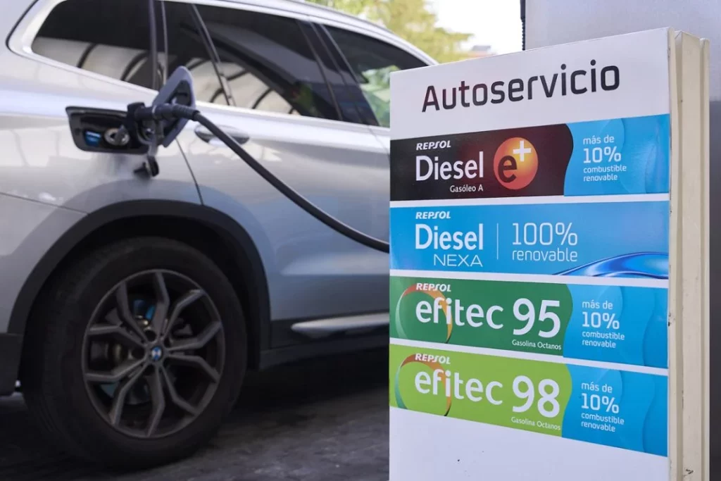 Foto vehiculo respostando repsol 2 Motor16