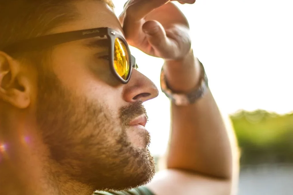 Gafas sol Pixabay lead 1612256 1280 Motor16