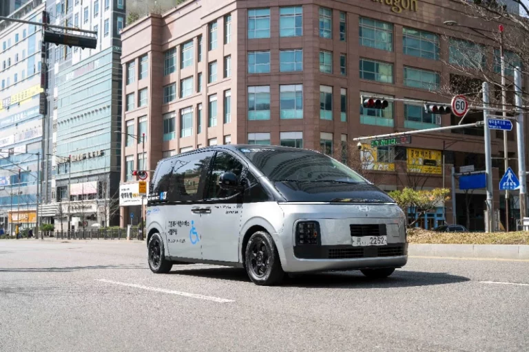 Hyundai ensaya sus nuevas soluciones de transporte accesible