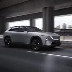 Mazda CX-6e: el SUV eléctrico que traslada el diseño Kodo y la filosofía Jinba Ittai a la movilidad de batería