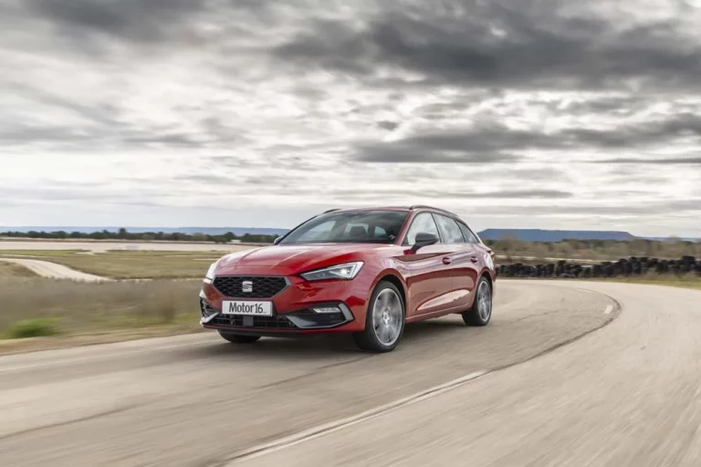 Prueba Seat León Sportstourer 1.5 eHybrid. Alta eficiencia española