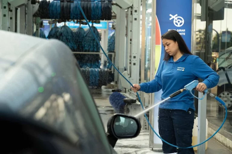 El motivo por el que deberías lavar el coche hoy mismo