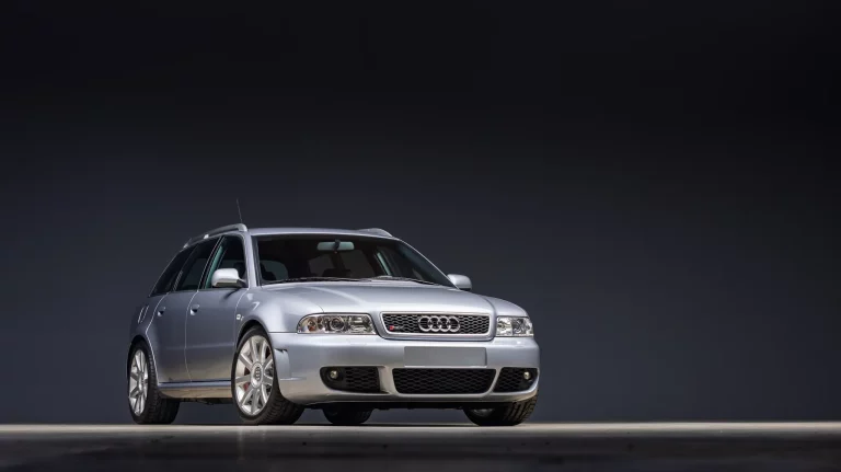 El Audi RS4 Avant que desata la locura y se vende a precio de Audi RS6 Avant GT