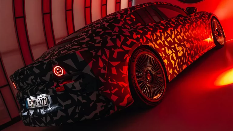 El todopoderoso Mercedes-AMG eléctrico continúa su campaña de destape