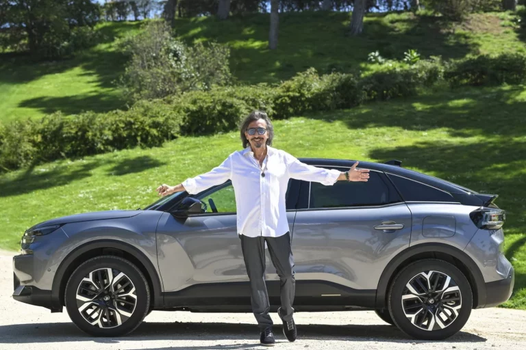 Antonio Carmona estrena coche: el nuevo Citroën C4