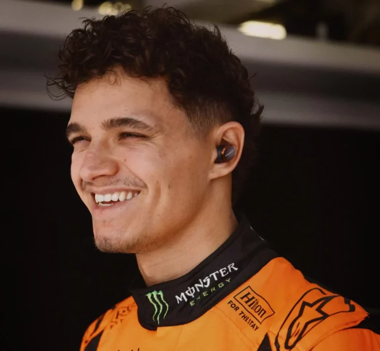 Si eres fan del equipo McLaren de F1 no puedes perderte estos nuevos auriculares