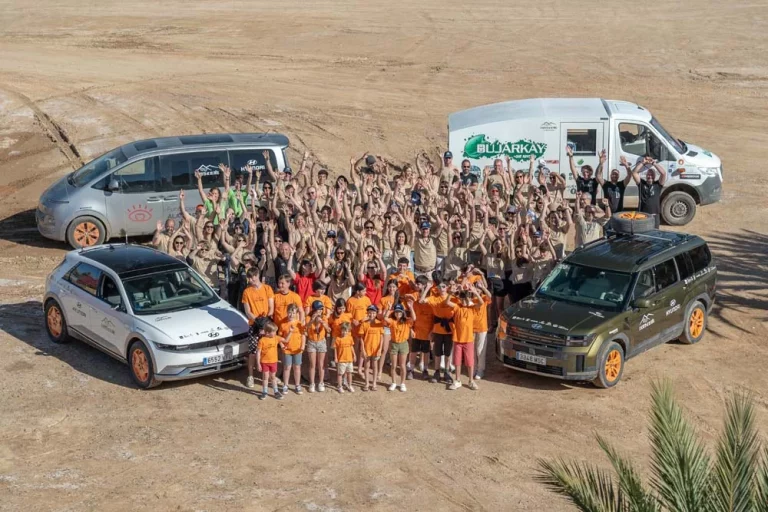 El Desierto de los Niños 2025, una aventura solidaria y exigente para la gama Hyundai