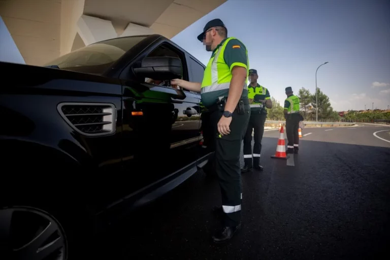 La Guardia Civil desvela el infalible truco para no dar positivo en un control de alcoholemia