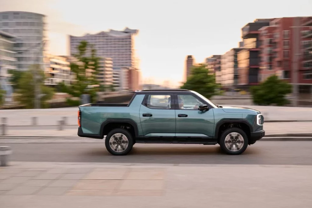 Maxus eTerron 9: El pick-up eléctrico con cifras de escándalo… Incluso el precio 1 Motor16 2026 Maxus eTerron 9. Imagen lateral.