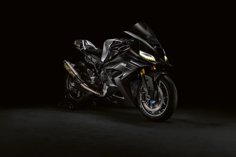 BMW Motorrad Concept RR: 230 CV para una superbike de calle