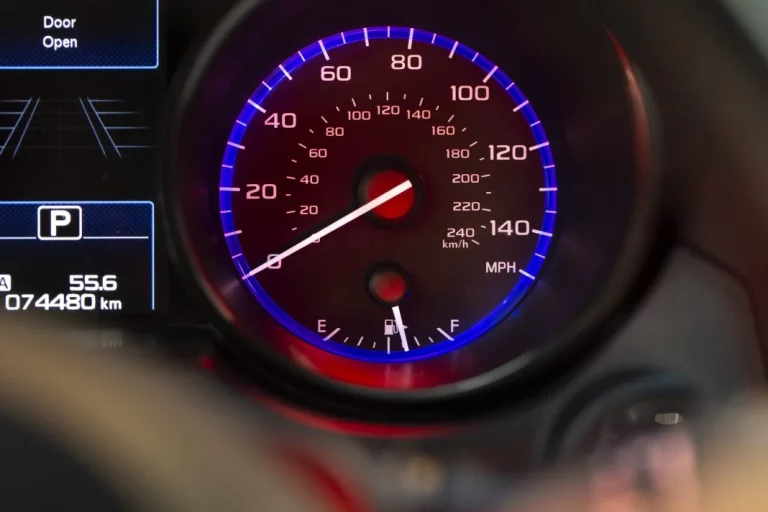 La DGT piensa en tu economía y te dice cuál es la velocidad ideal para gastar menos gasolina