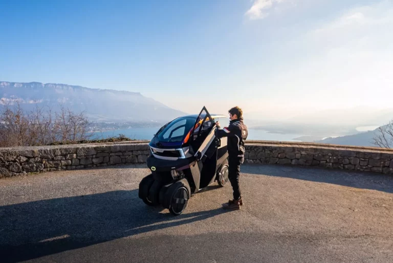 ÆMotion: Un Renault Twizy con complejo de scooter