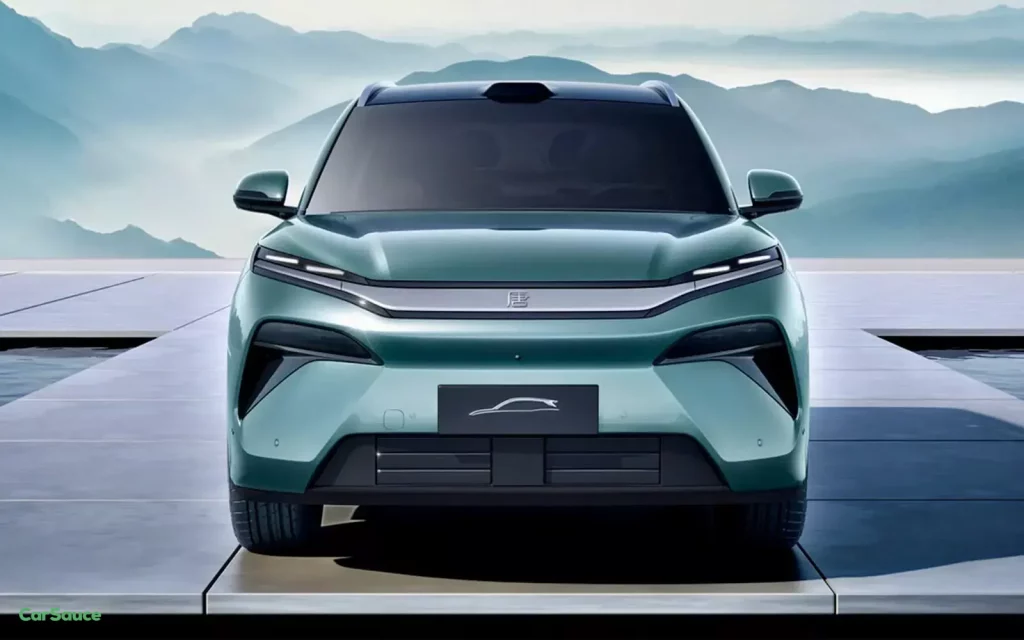 2025 BYD Sealion 8. Imagen frontal.