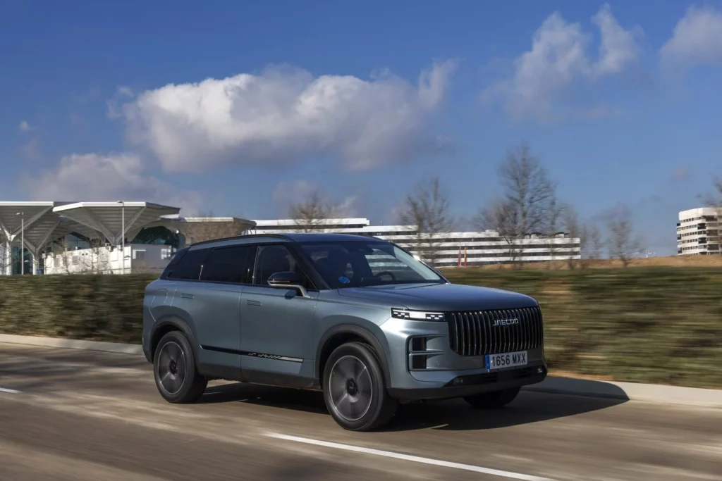 Omoda & Jaecoo, coche oficial de la Hexagon Cup en Madrid 2 Motor16 2025 Jaecoo 7 SHS. Imagen portada.