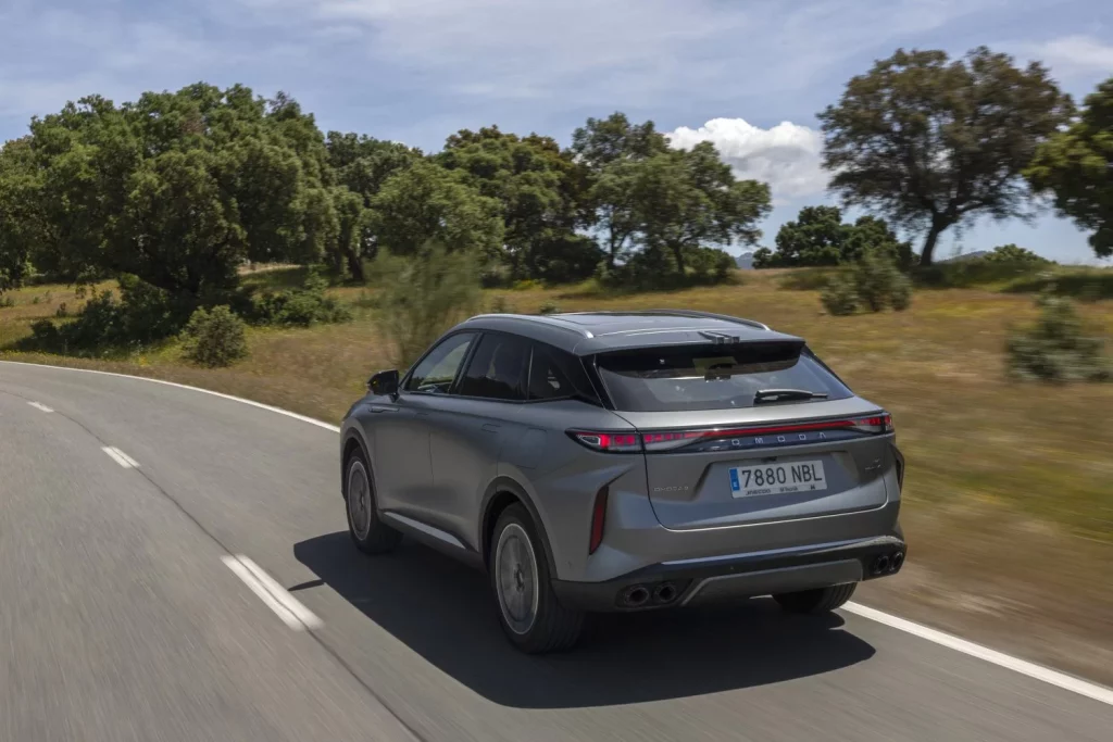 2025 Omoda 9 SHS Al Volante 32 Motor16