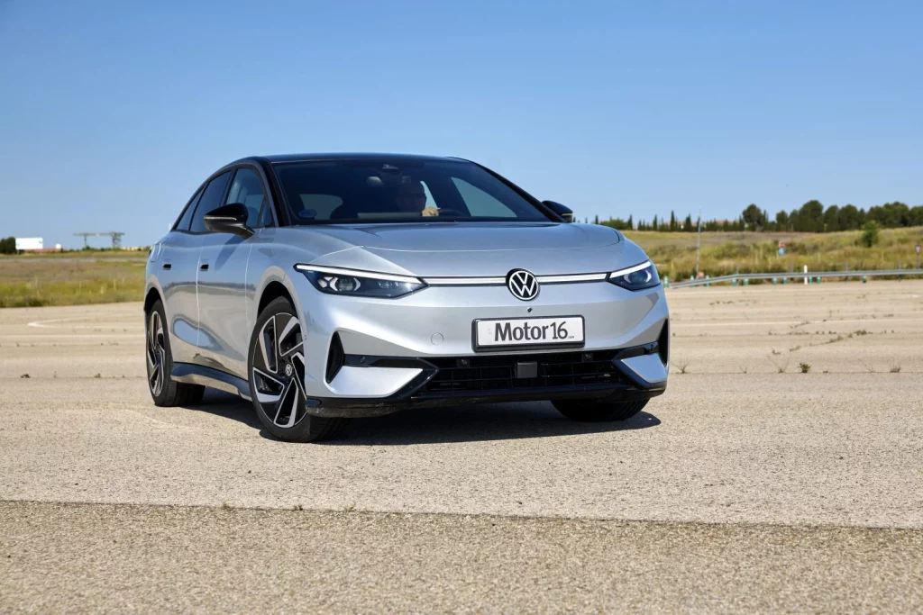 2025 Volkswagen id 7 prueba 12 Motor16