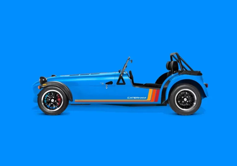 El banco que quiere que te compres un Caterham Seven a toda costa para disfrutar como un niño