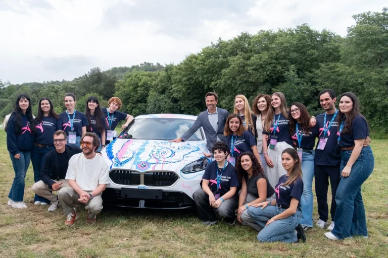 BMW explora la conexión entre el arte y la música