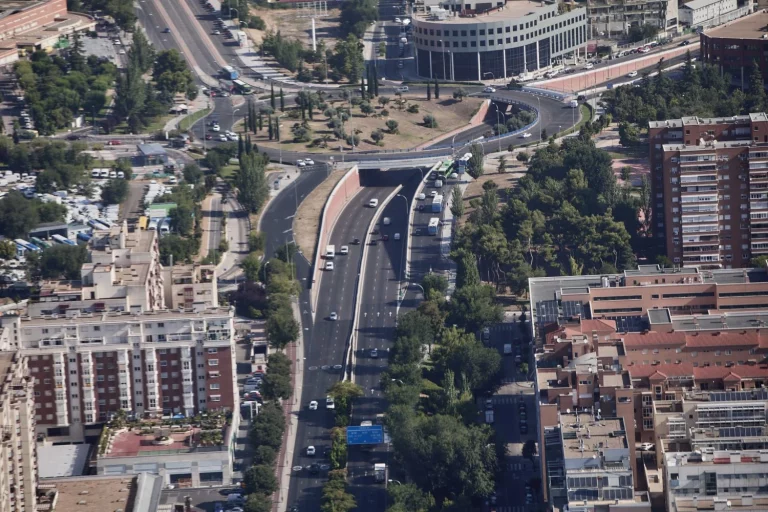 La curiosa ‘Regla del 1 y del 2’ que la DGT podría poner en práctica más pronto que tarde