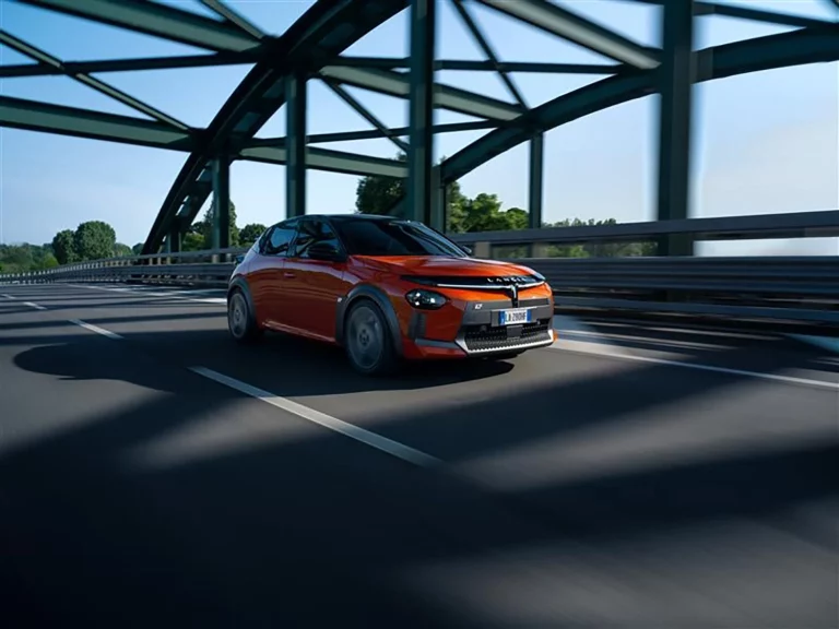 Primera prueba del Lancia Ypsilon HF. La nueva era de los ‘hot hatch’