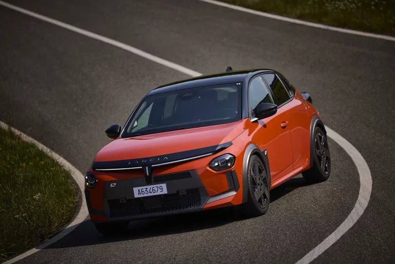 Lancia Ypsilon HF: Sus 3 rivales (y 2 menciones especiales)