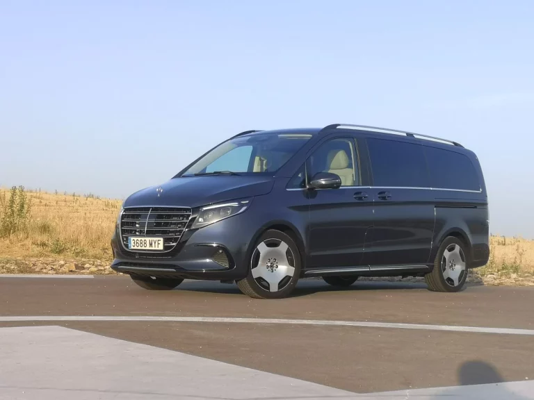 Prueba del Mercedes V 300 d Exclusive Largo: El coche que no querrás conducir