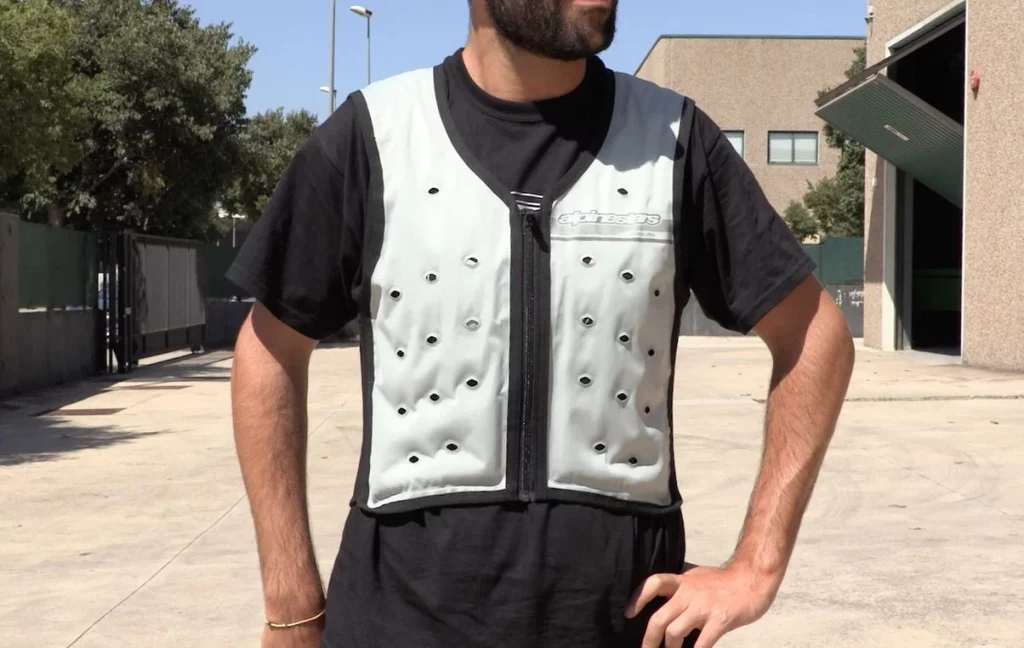 Prepárate para ir en moto este invierno. Amazon tiene el chaleco que buscas por menos de 40 euros 3 Motor16 chaleco