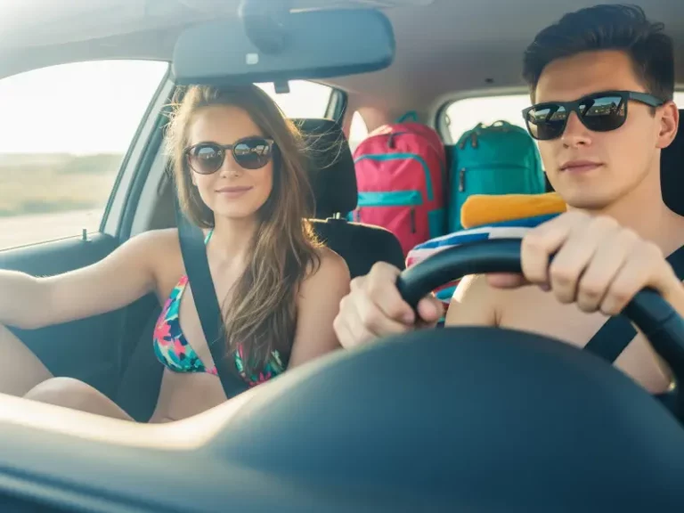 Todas las cosas que hacemos mal al conducir en verano